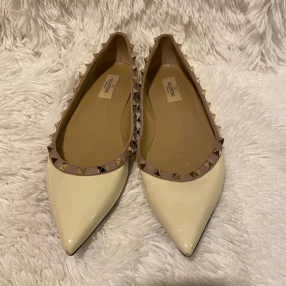 Valentino Rockstud Cream White Patent Leather Flat